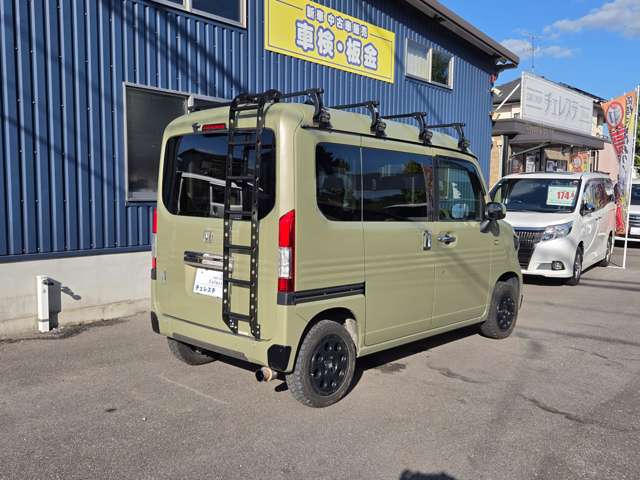 Honda N-VAN 9