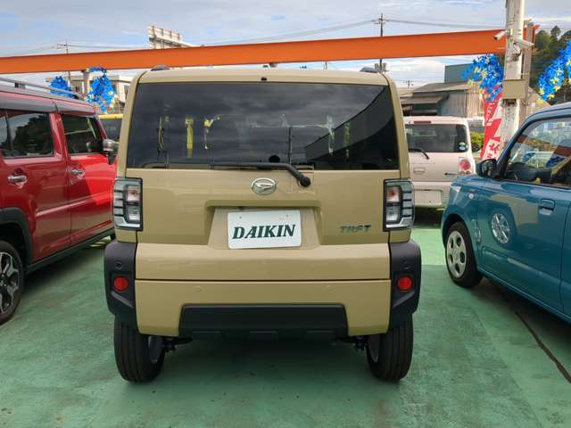 Daihatsu Taft 4