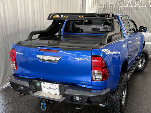 Toyota Hilux 4