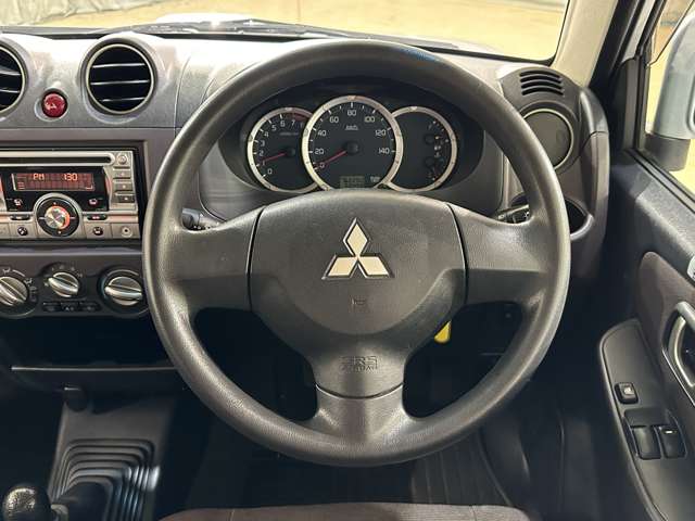 Mitsubishi Pajero Mini 11