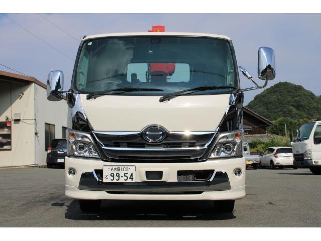 Hino Dutro 3
