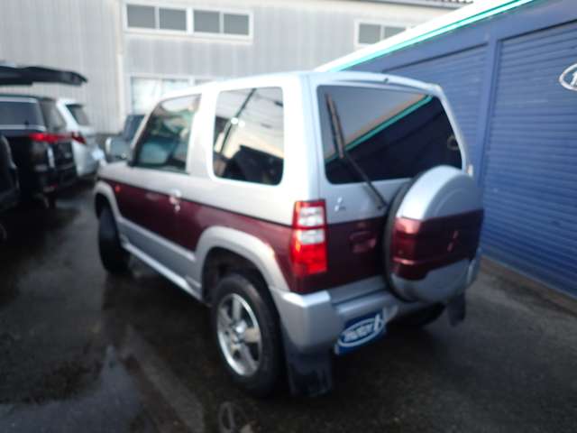 Mitsubishi Pajero Mini 8