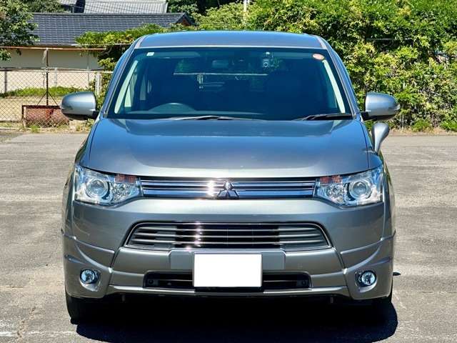 Mitsubishi Outlander PHEV 5