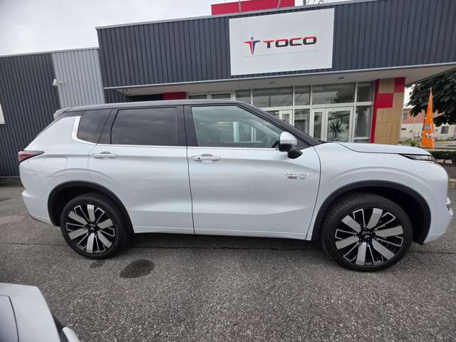 Mitsubishi Outlander 5