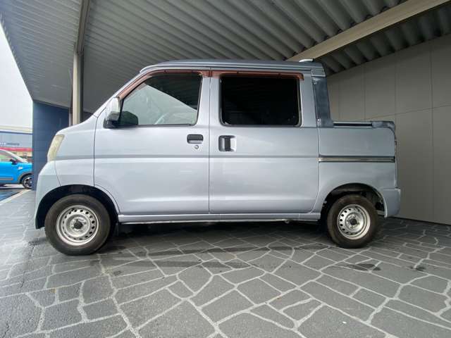 Daihatsu Hijet Deck Van 6