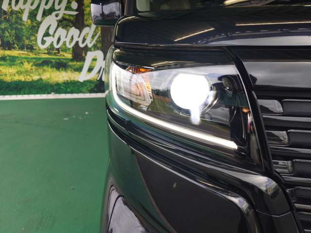 Suzuki Spacia Base 8