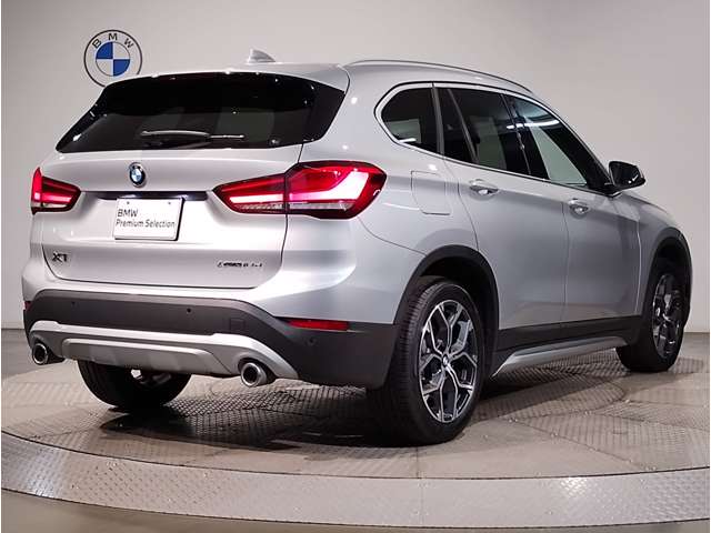 BMW X1 8
