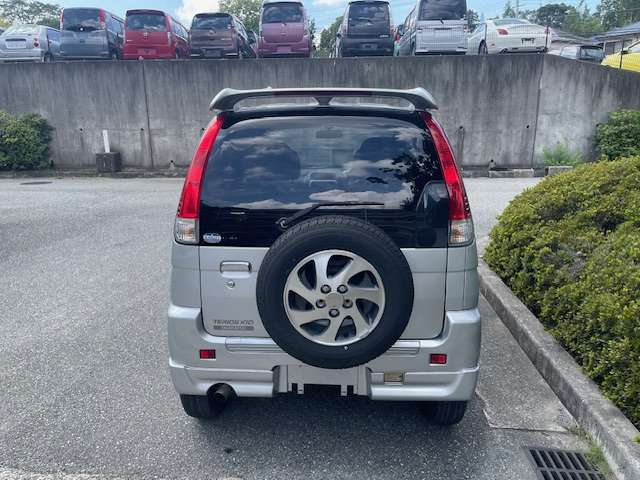 Daihatsu Terios Kid 11