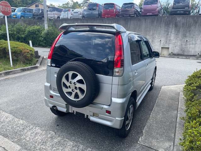 Daihatsu Terios Kid 12