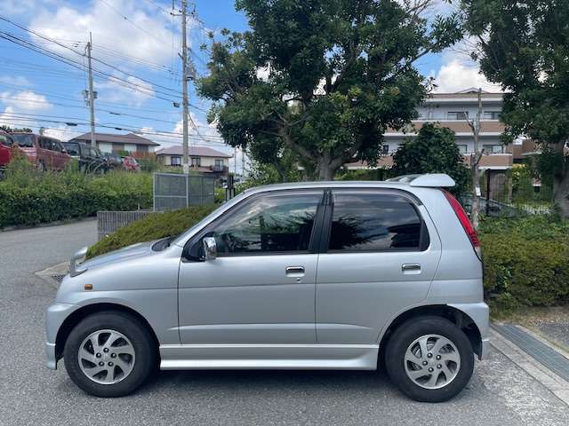 Daihatsu Terios Kid 9
