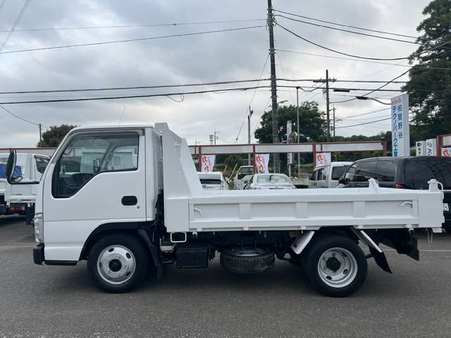 Isuzu Elf 5