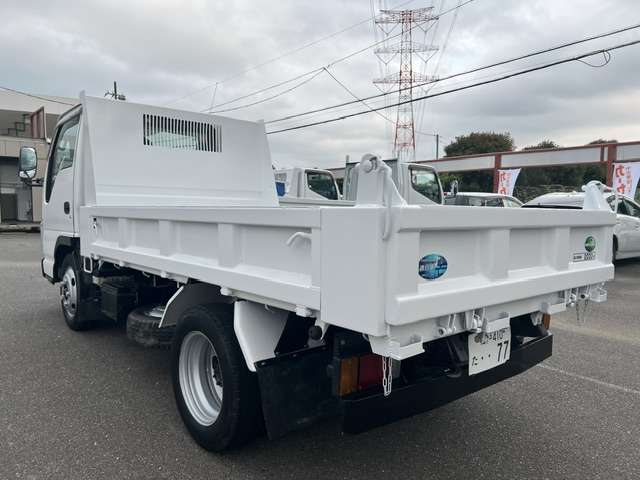 Isuzu Elf 9