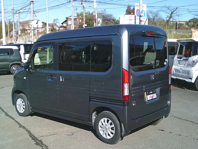 Honda N-VAN 9