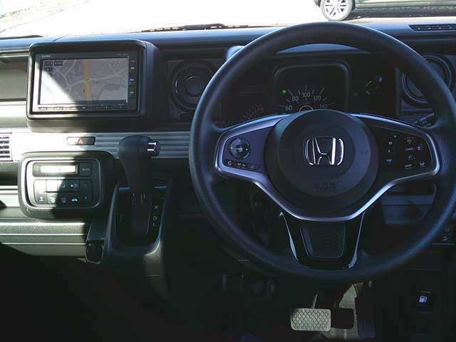 Honda N-VAN 10