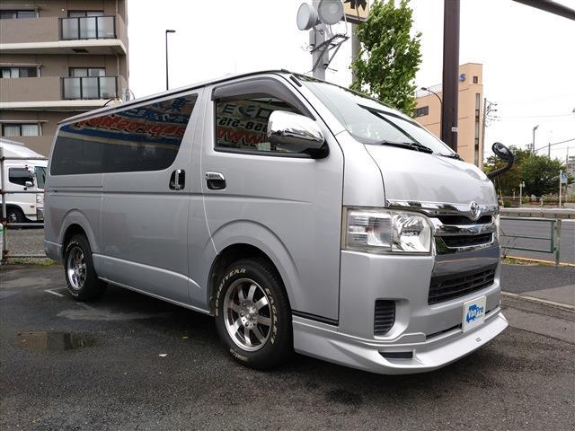 Toyota Regius Ace 3