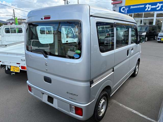 Suzuki Every 3