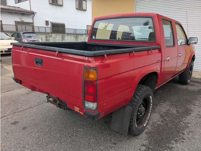 Nissan Datsun 8