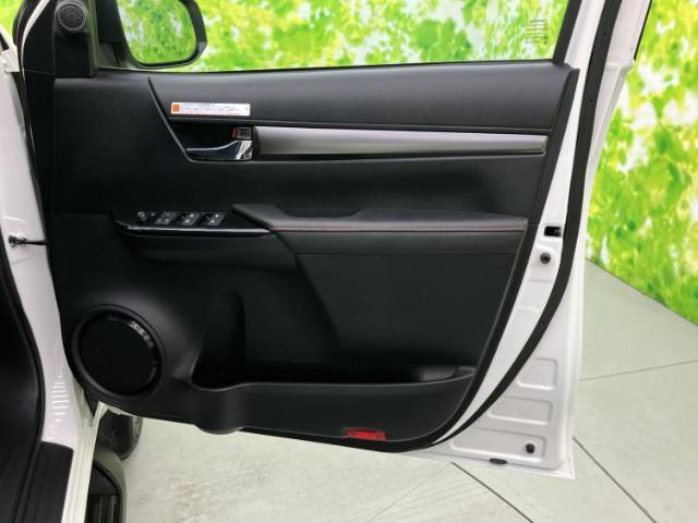 Toyota Hilux 2