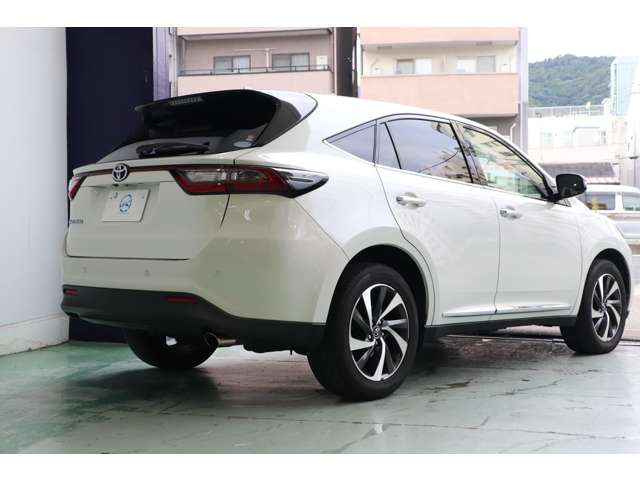 Toyota Harrier 5