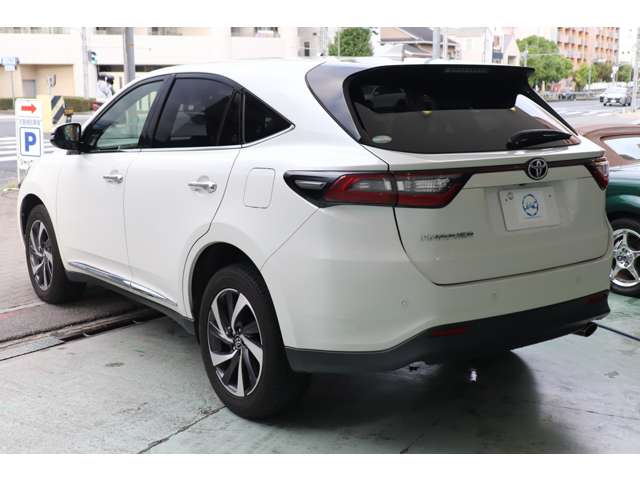 Toyota Harrier 9