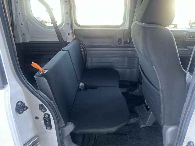 Honda N-VAN 8