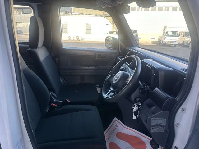 Honda N-VAN 10