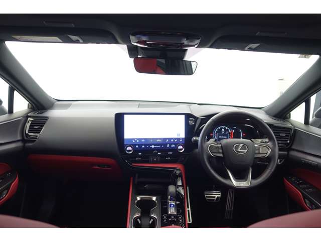 Lexus NX 7