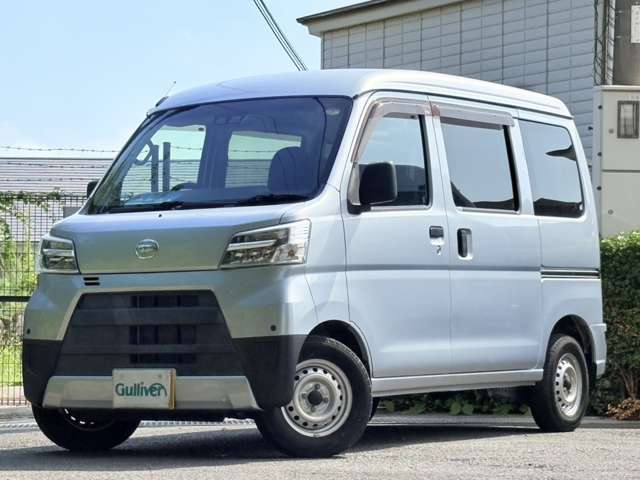 Daihatsu Hijet Cargo 3