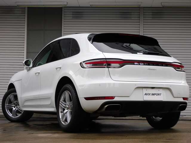 Porsche Macan 2