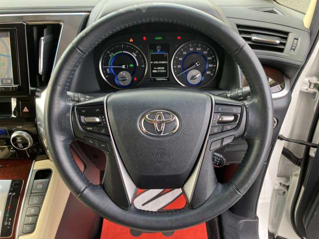 Toyota Alphard 12