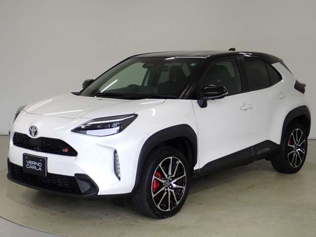 Toyota Yaris Cross 12