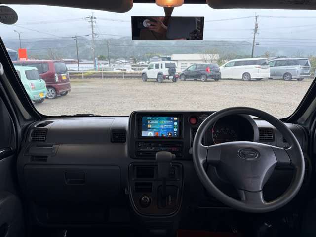 Daihatsu Hijet Deck Van 4