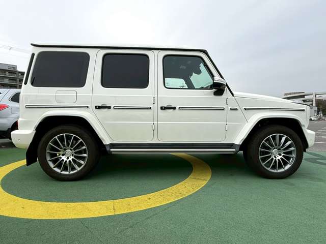 Mercedes-Benz G-Class 11