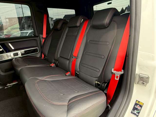 Mercedes-Benz G-Class 7