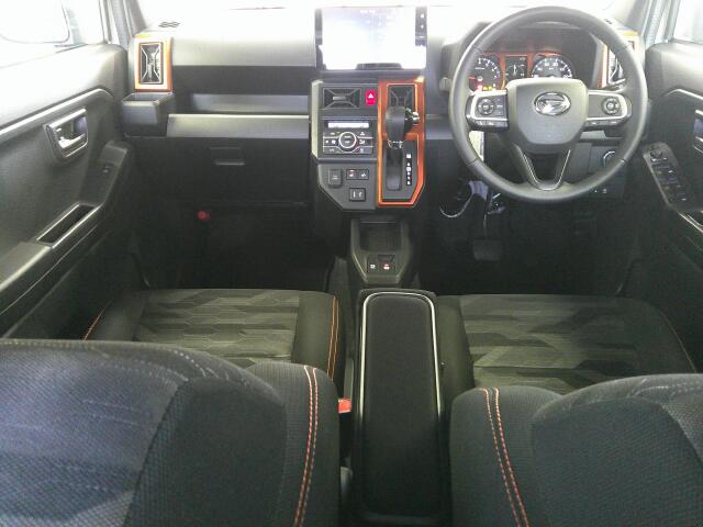 Daihatsu Taft 2