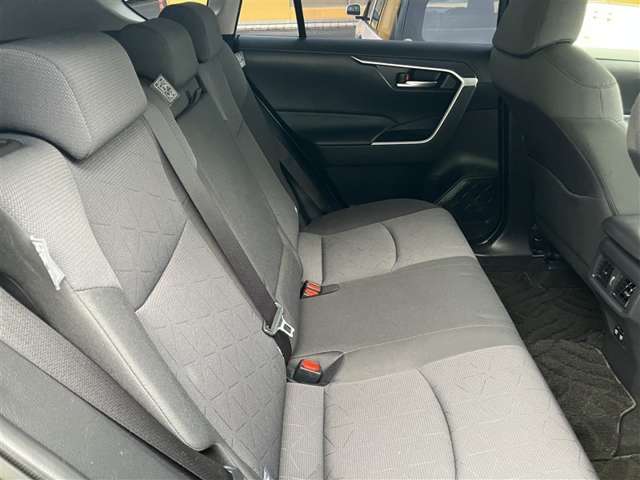 Toyota RAV4 12