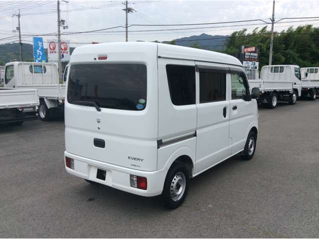 Suzuki Every 7