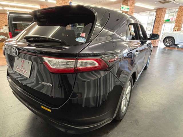 Toyota Harrier 9