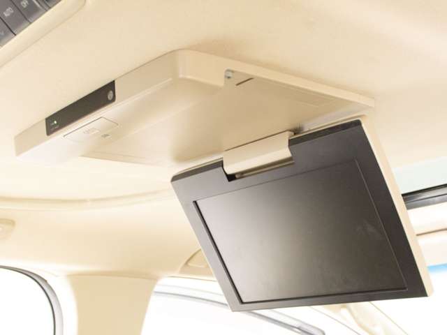 Toyota Alphard 11