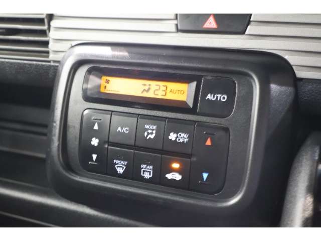 Honda N-VAN 9
