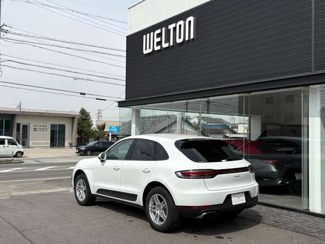 Porsche Macan 2