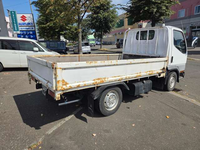 Mitsubishi Fuso Canter Guts 3