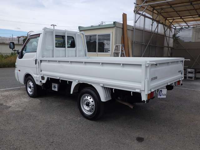 Mazda Bongo Truck 2