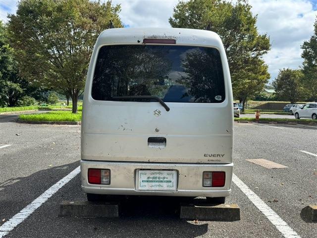 Suzuki Every 6