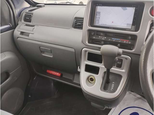 Daihatsu Hijet Deck Van 5