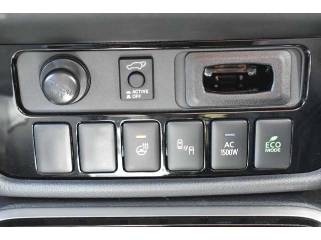 Mitsubishi Outlander PHEV 10