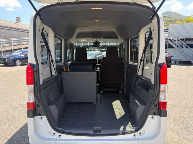 Honda N-VAN 9