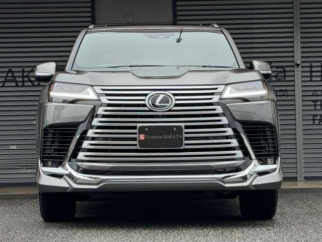 Lexus LX 2