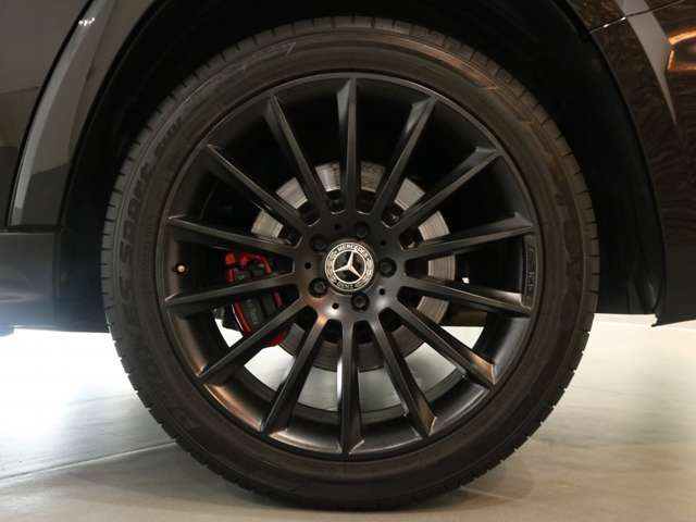 Mercedes-Benz GLS 10