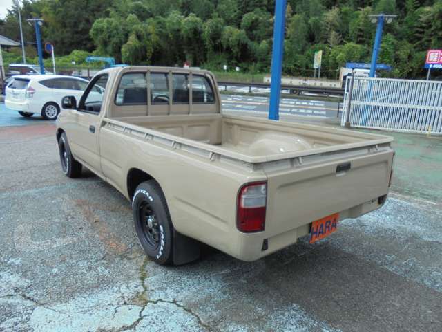 Toyota Hilux 8